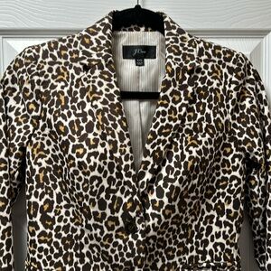 BRAND NEW  J.Crew extra small fully lined tight leopard jacket with pockets